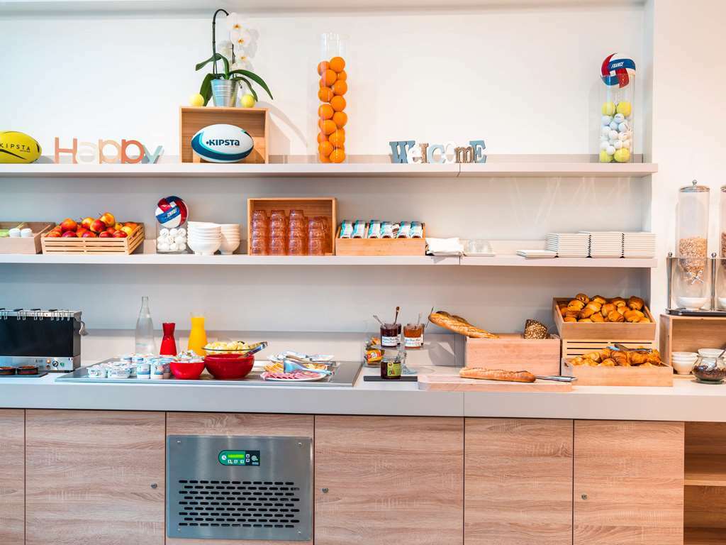 Ibis Styles Strasbourg Stade De La Meinau Étterem fotó